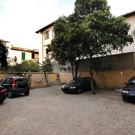 Madama Bed & Breakfast